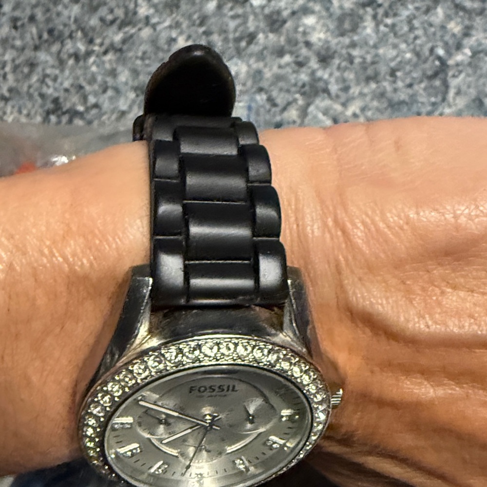Fossil watch - Picture 4 of 4